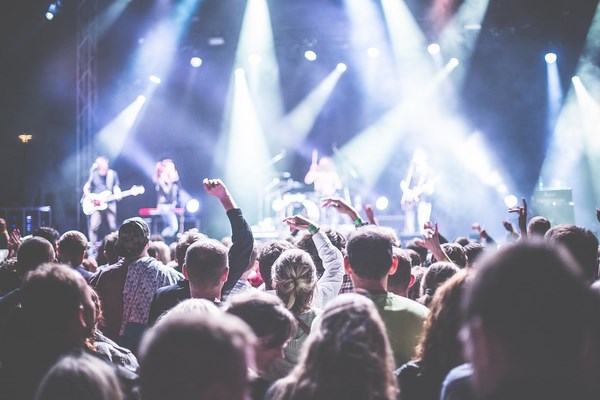 Concert . Crédit photo : Pixabay