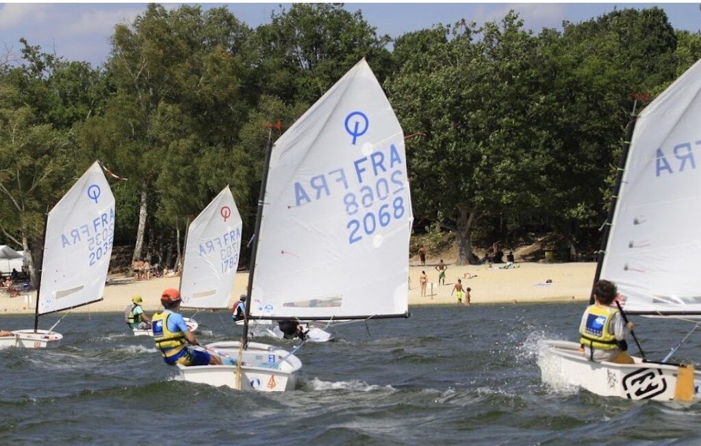 photo voile. Crédit photo : Club de voile