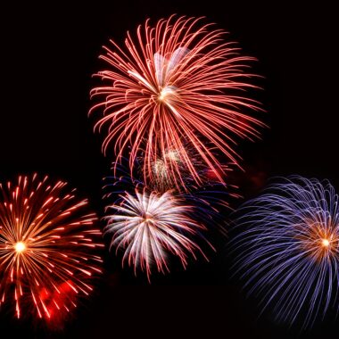 briam-cute-fireworks-5007820. Crédit photo : PIXABAY
